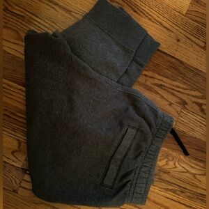 Classic Nike men’s sweatpants.